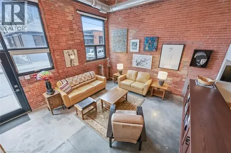 85 Spruce Street Cambridge ON N1R 4K4