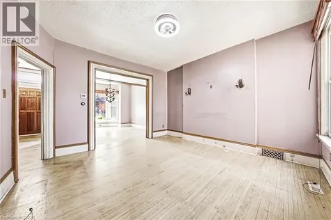 116 Catharine Street South Hamilton ON L8N 2J4