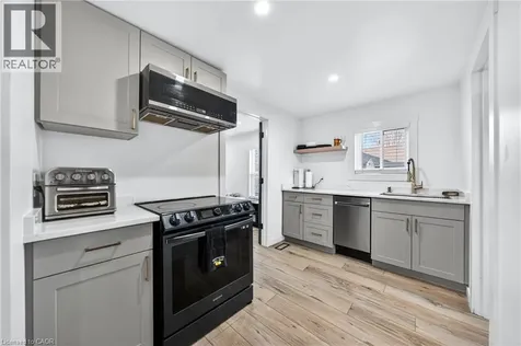 56 Decew Street Port Colborne ON L3K 1C1