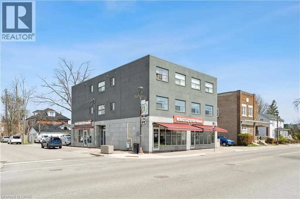 1 Elgin St N Street North Acton ON L7J 2B2