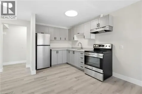 1 Elgin St N Street North Acton ON L7J 2B2