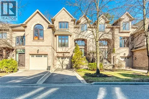 2303 Hill Ridge Court Oakville ON L6M 3N3