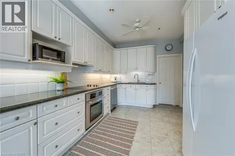 2303 Hill Ridge Court Oakville ON L6M 3N3