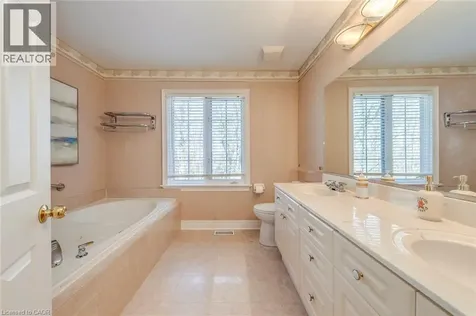 2303 Hill Ridge Court Oakville ON L6M 3N3