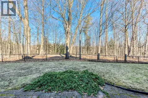 2303 Hill Ridge Court Oakville ON L6M 3N3