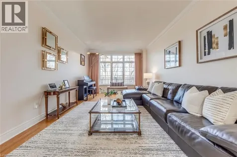 2303 Hill Ridge Court Oakville ON L6M 3N3