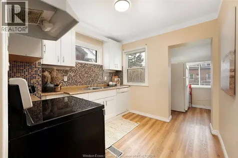 1006 Pillette Road Windsor ON N8Y 3B6