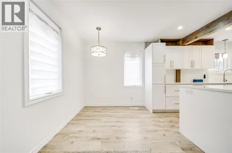 699 Alexandrine Street Windsor ON N8X 3C1