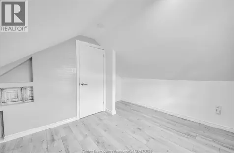 699 Alexandrine Street Windsor ON N8X 3C1