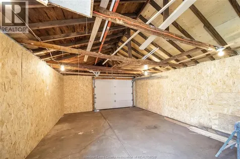 699 Alexandrine Street Windsor ON N8X 3C1