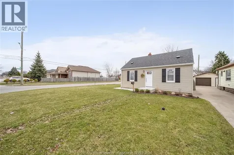 699 Alexandrine Street Windsor ON N8X 3C1