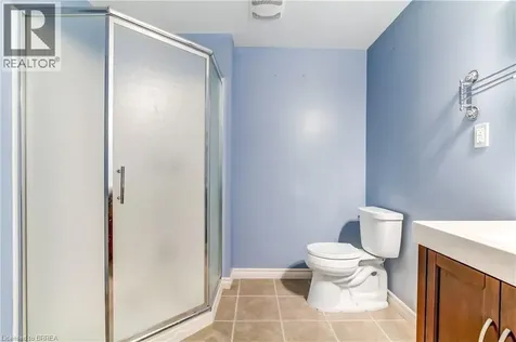 19 Hanlon Place Paris ON N3L 4E7