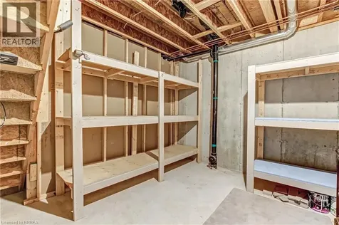 19 Hanlon Place Paris ON N3L 4E7