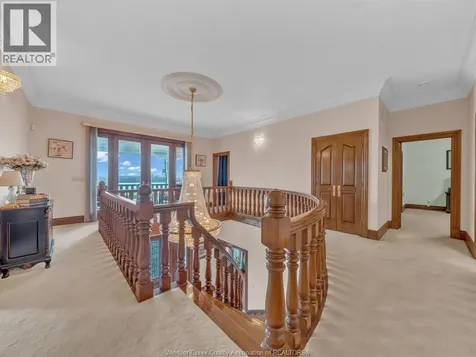 883 Front Road South Amherstburg ON N9V 2M4