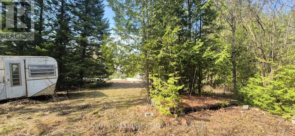 48 Waldweg Scugog ON L0B 1B0