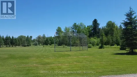 48 Waldweg Scugog ON L0B 1B0