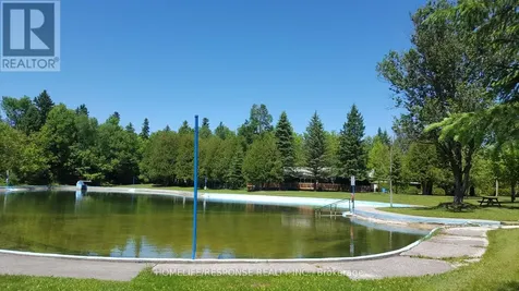 48 Waldweg Scugog ON L0B 1B0