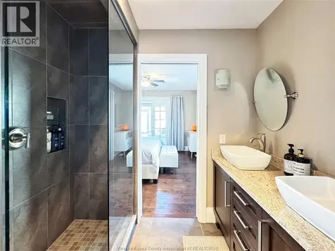 479 Lakeside Drive Amherstburg ON N9V 2Y8