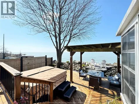 479 Lakeside Drive Amherstburg ON N9V 2Y8