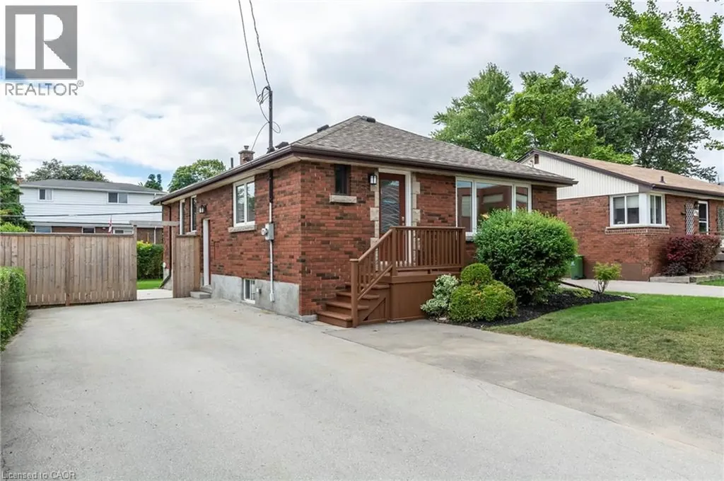 292 South Bend Road East Hamilton ON L9A 2C5