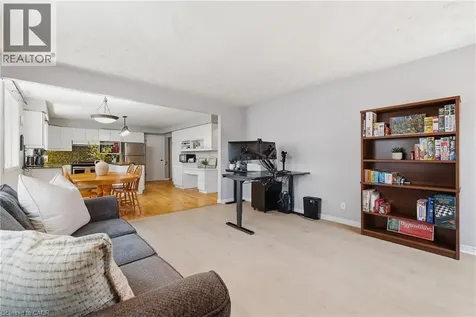 381 Timlock Place Waterloo ON N2K 3J2
