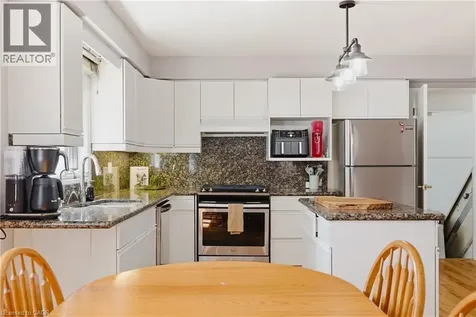 381 Timlock Place Waterloo ON N2K 3J2