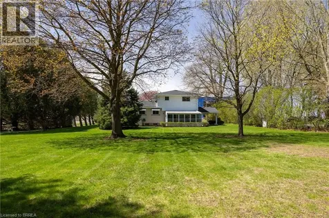 638 Oak Park Road Brantford ON N3T 5L8