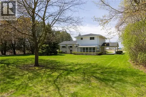 638 Oak Park Road Brantford ON N3T 5L8