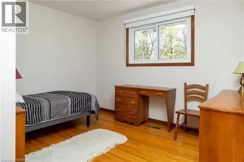 638 Oak Park Road Brantford ON N3T 5L8