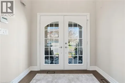 441 Stonehenge Drive Ancaster ON L9K 0B1