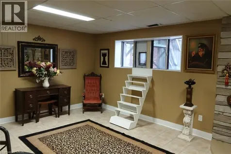 4200 Eastdale Drive Beamsville ON L3J 0N3