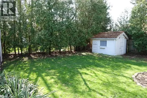 4200 Eastdale Drive Beamsville ON L3J 0N3