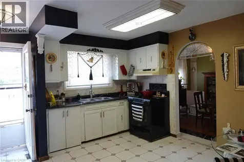 4200 Eastdale Drive Beamsville ON L3J 0N3