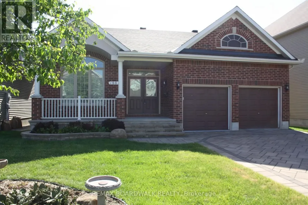 1861 Mickelberry Crescent Ottawa ON K4A 0P2