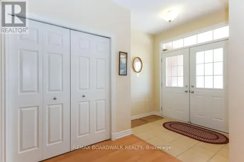 1861 Mickelberry Crescent Ottawa ON K4A 0P2
