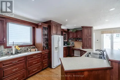 201 Bayfield Avenue Midland ON L4R 5J5