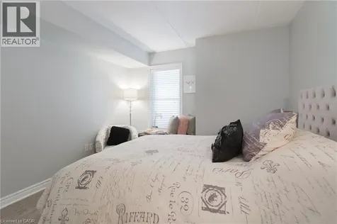 2040 Cleaver Avenue Burlington ON L7M 4C4