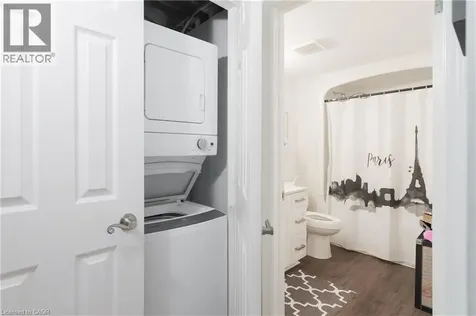 2040 Cleaver Avenue Burlington ON L7M 4C4
