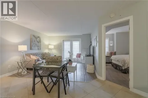 2040 Cleaver Avenue Burlington ON L7M 4C4