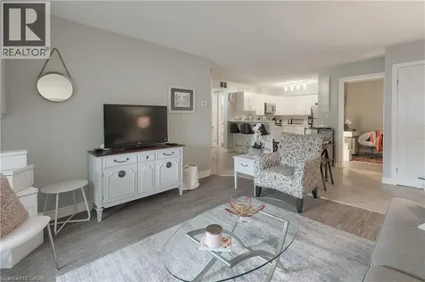 2040 Cleaver Avenue Burlington ON L7M 4C4