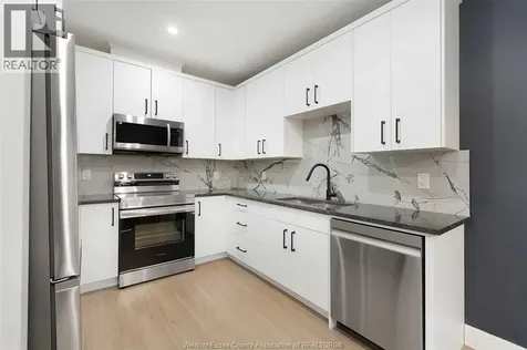 755 Grand Marais Windsor ON N8X 3H8
