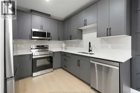 755 Grand Marais Windsor ON N8X 3H8