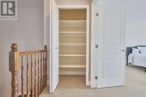284 Harthill Way Ottawa ON K2J 0P3