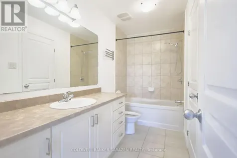 284 Harthill Way Ottawa ON K2J 0P3
