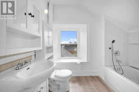 297 Park Street East Prescott ON K0E 1T0