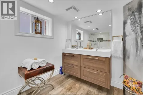 1515 Parent Avenue Windsor ON N8X 4J8