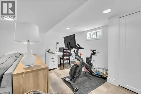 1515 Parent Avenue Windsor ON N8X 4J8