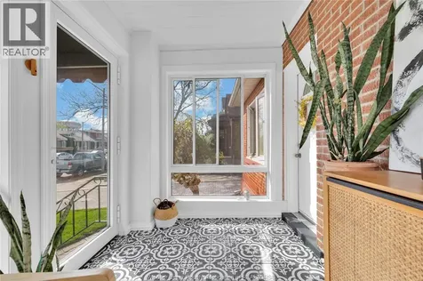 1515 Parent Avenue Windsor ON N8X 4J8