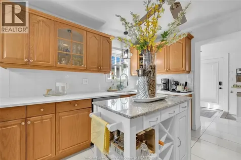 1515 Parent Avenue Windsor ON N8X 4J8