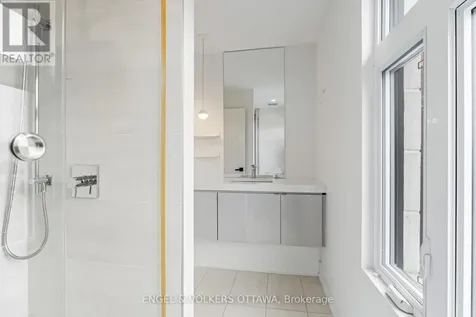 2154 Rice Avenue Ottawa ON K2A 0C4